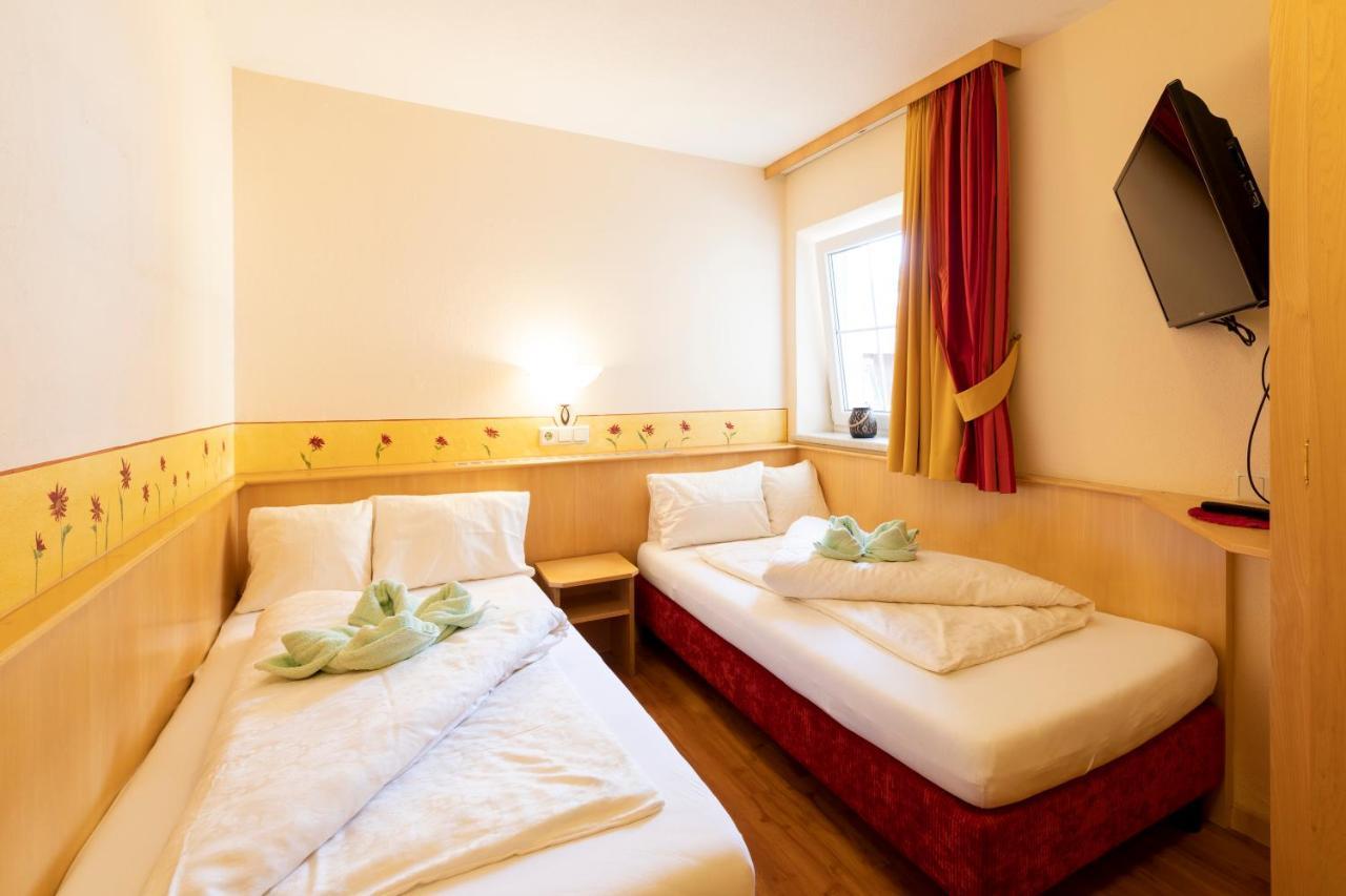 Residenz Theresa Soll Bagian luar foto